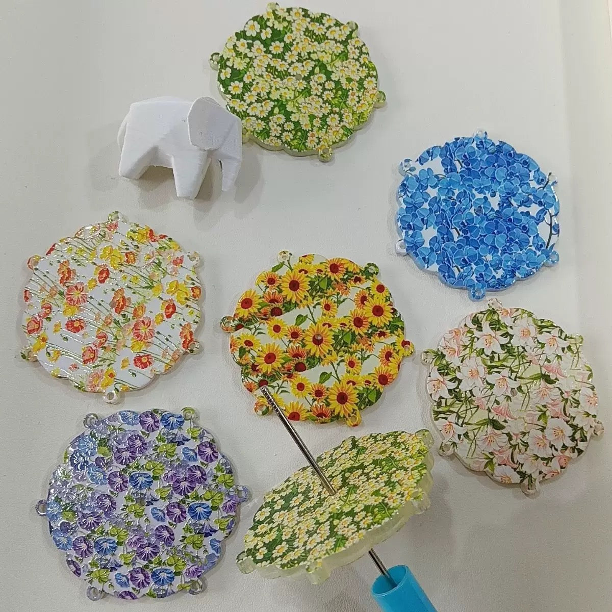Umbrella flat for pen