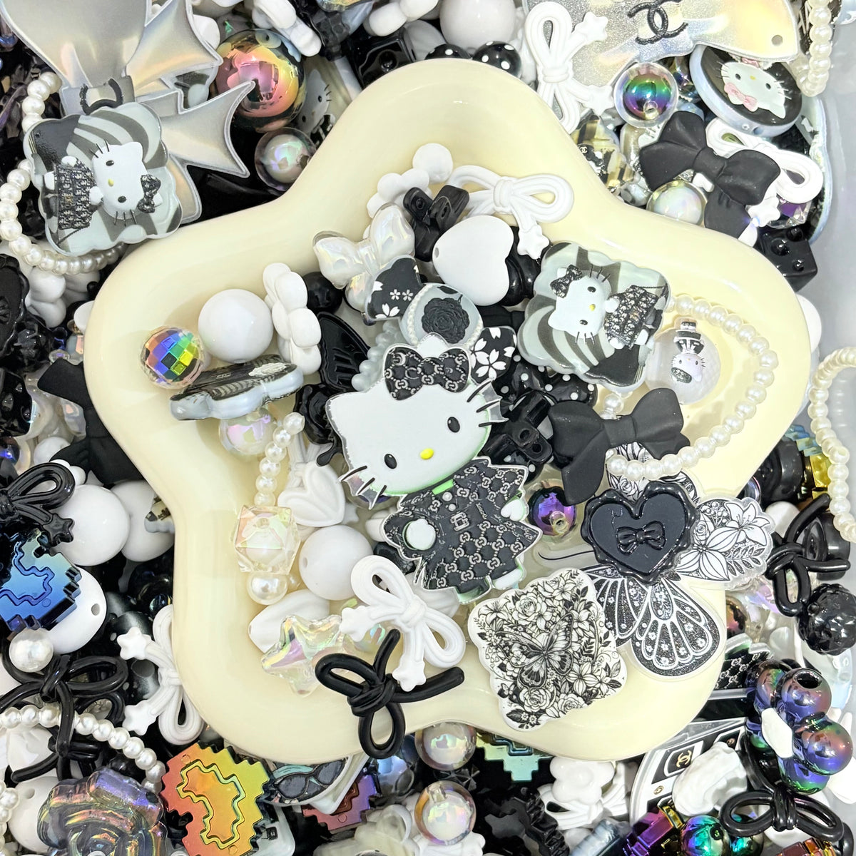 Themed Acrylic Mixed Beads